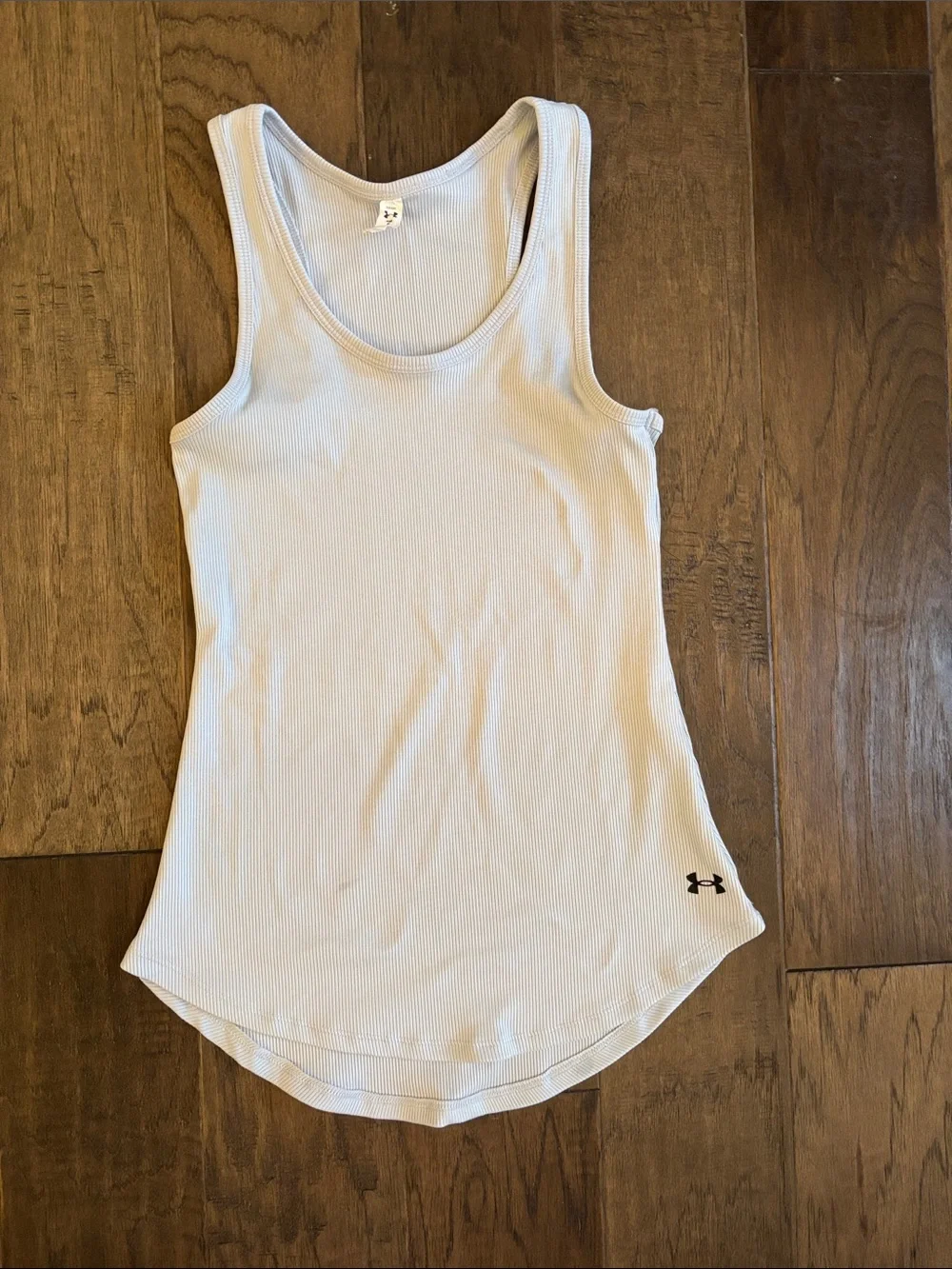 Lot of 2 Under Armour & Nike Women’s Athletic Tank Tops Size Small